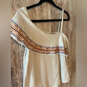 Lucky Brand off the shoulder one shoulder size medium blouse embroidered boho